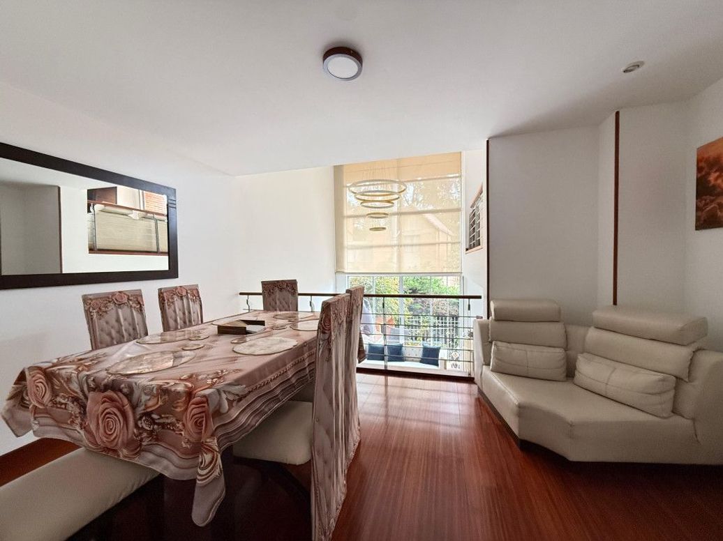 Casa de 3 alcobas en venta en Las Nieves, Bogotá, 226 m² · foto 10 de 20