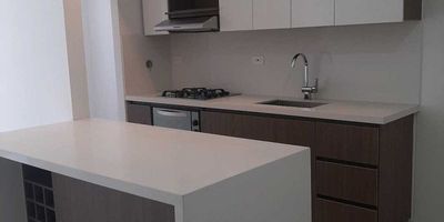 HERMOSO APARTAMENTO PARA LA RENTA EN CALAZANS EXCELENTES RUTAS DE TRANSPORTEESTA UBICADO EN UNA EXCELENTE UBICACIÓN UNIDAD MUY COMPLETAAPARTAMENTO MUY ILUMINADO YY AMPLIO
