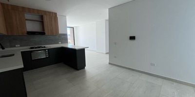 Apartamento para estrenar en alquiler edificio orquídeas del hato en Marinilla, cuenta con parqueadero y cuarto útil, cercano a; transporte público, tiendas, supermercados, colegios, centros médicos, a la estación de policía, iglesias y vías principales. Para más información 3044425334 Fernando Saavedra