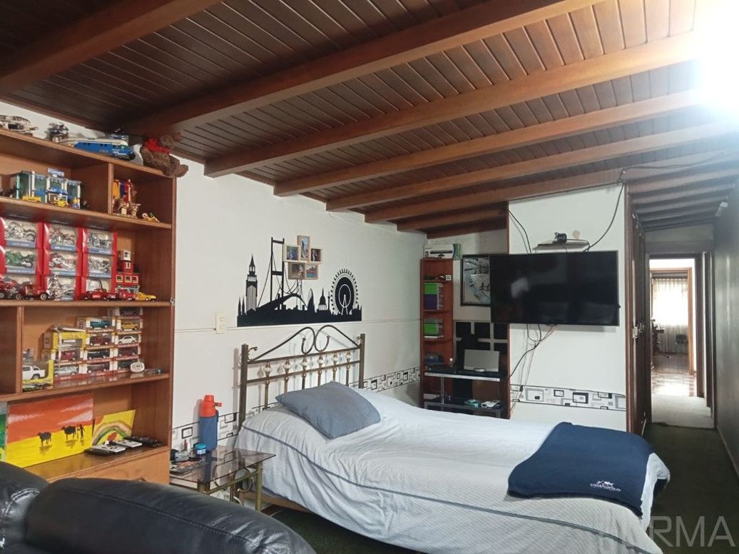 Casa de 5 alcobas en venta en Santa Bibiana, Bogotá, 445 m² · foto 12 de 20