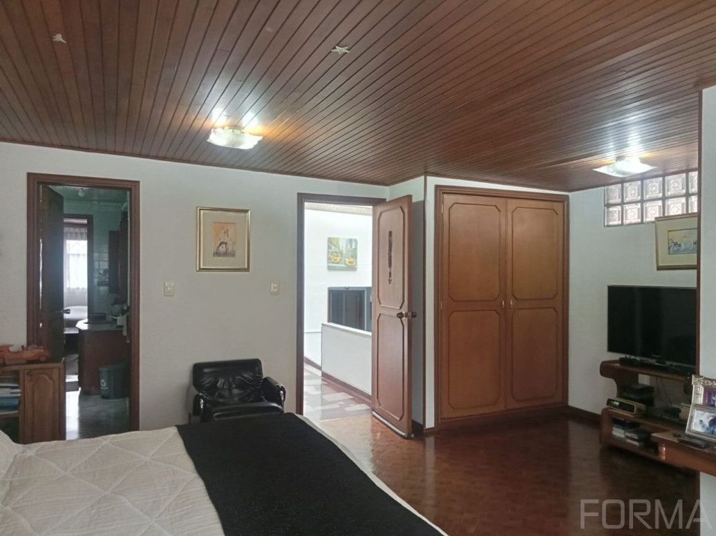 Casa de 5 alcobas en venta en Santa Bibiana, Bogotá, 445 m² · foto 15 de 20