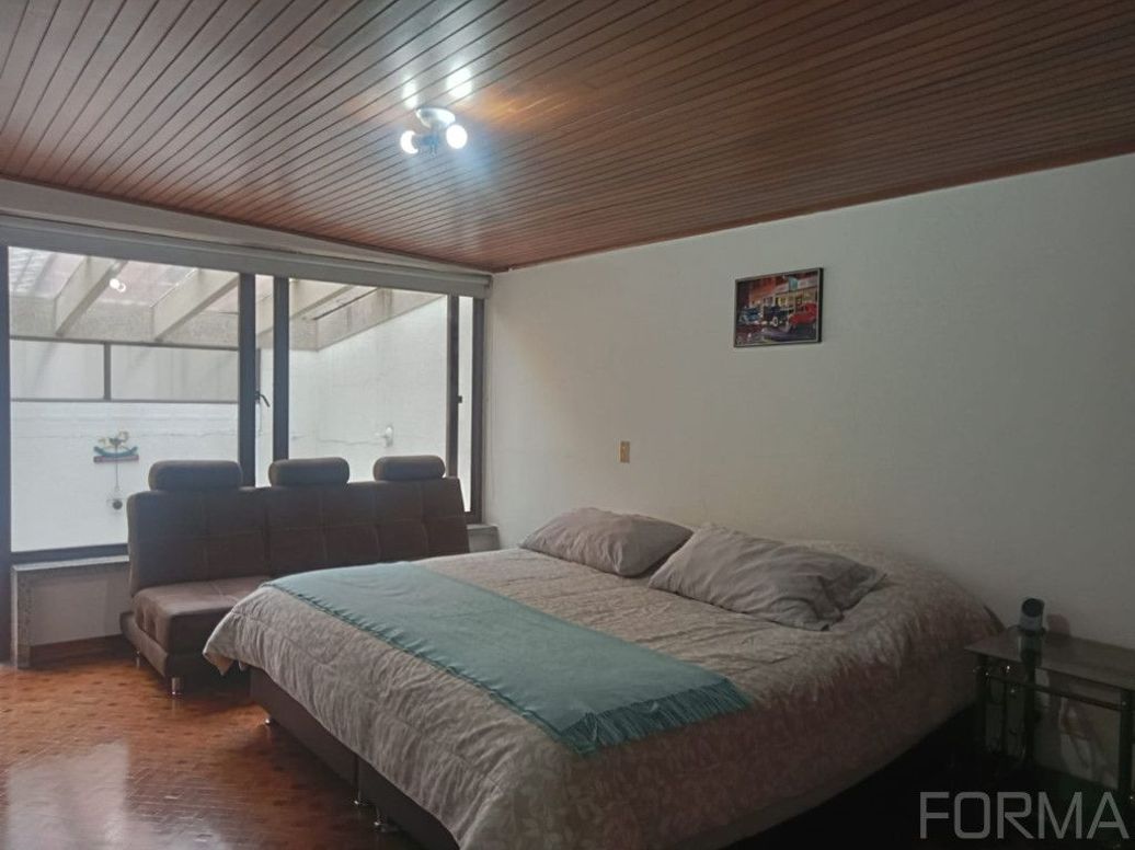 Casa de 5 alcobas en venta en Santa Bibiana, Bogotá, 445 m² · foto 10 de 20