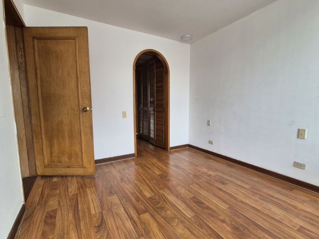 Casa de 4 alcobas en venta en Niza Suba, Bogotá, 220 m² · foto 15 de 20