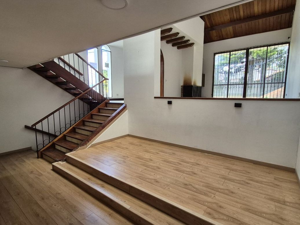 Casa de 4 alcobas en venta en Niza Suba, Bogotá, 220 m² · foto 11 de 20