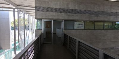 ALQUILER DE LOCAL COMPLEJO EMPRESARIAL COOMEVA PALMIRA para espacio de adeuacion de clinica u otros fines. Disponemos de diferentes locales de diferente espacio en el complejo cmpresarial Coomeva Palmira donde se concentran importantes marcas y especialidades del sector salud. Todos los espacios cuentan con vista exterior hacia el centro de la ciudad con las condiciones idóneas para atender usuarios, con consultorios independientes y salas de espera.

Este valor incluye la administracion.

¡CONTACTANOS!

 
