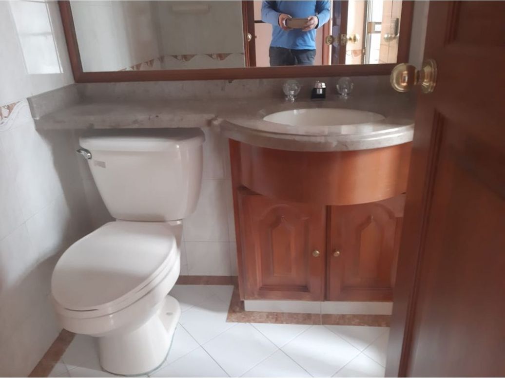 Apartamento de 3 alcobas en venta en El Contador, Bogotá, 138 m² · foto 5 de 16