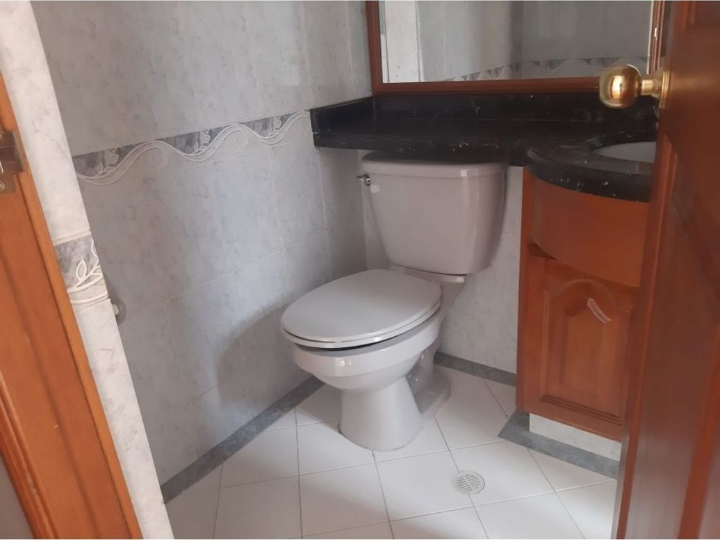 Apartamento de 3 alcobas en venta en El Contador, Bogotá, 138 m² · foto 6 de 16