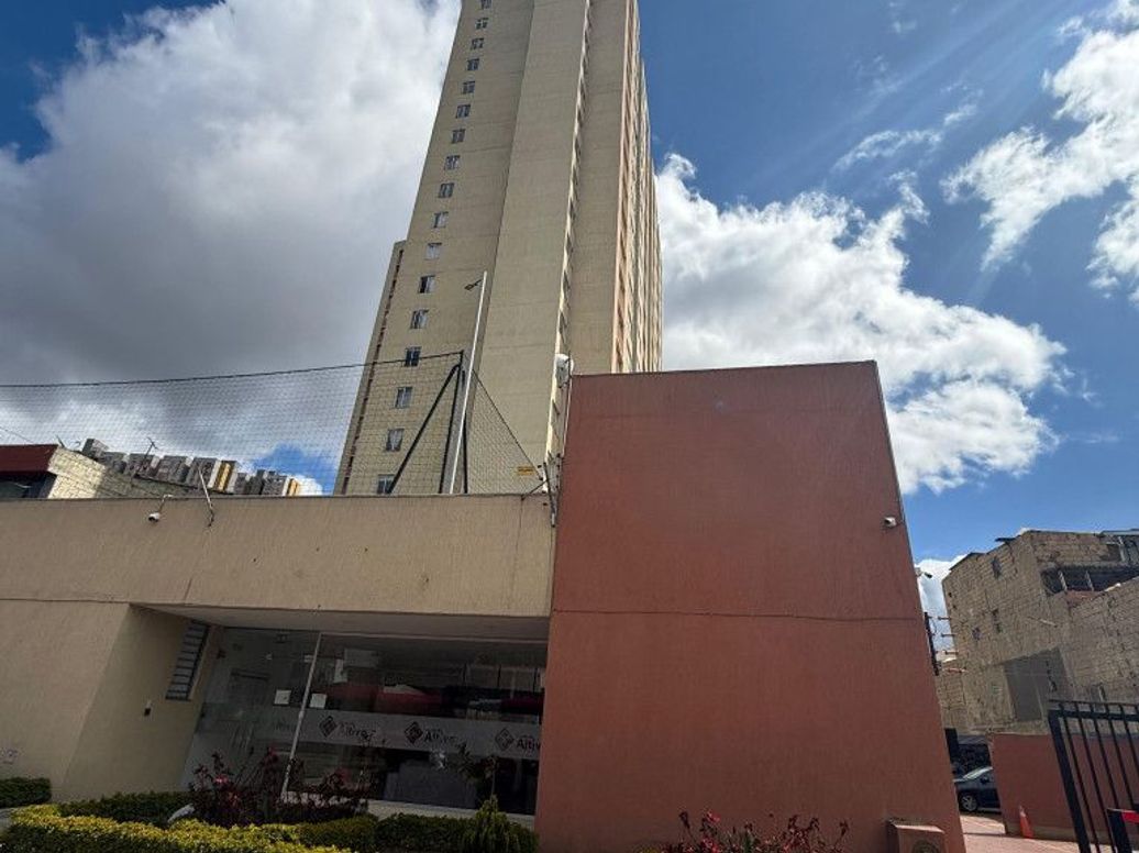 Apartamento de 2 alcobas en venta en Tunalito, Bogotá, 45 m² · foto 2 de 20