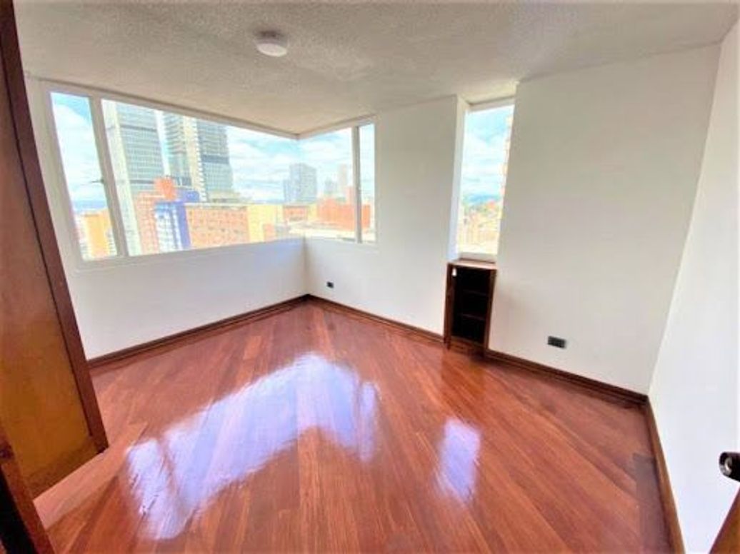 Apartamento de 3 alcobas en venta en La Veracruz, Bogotá, 97 m² · foto 10 de 19