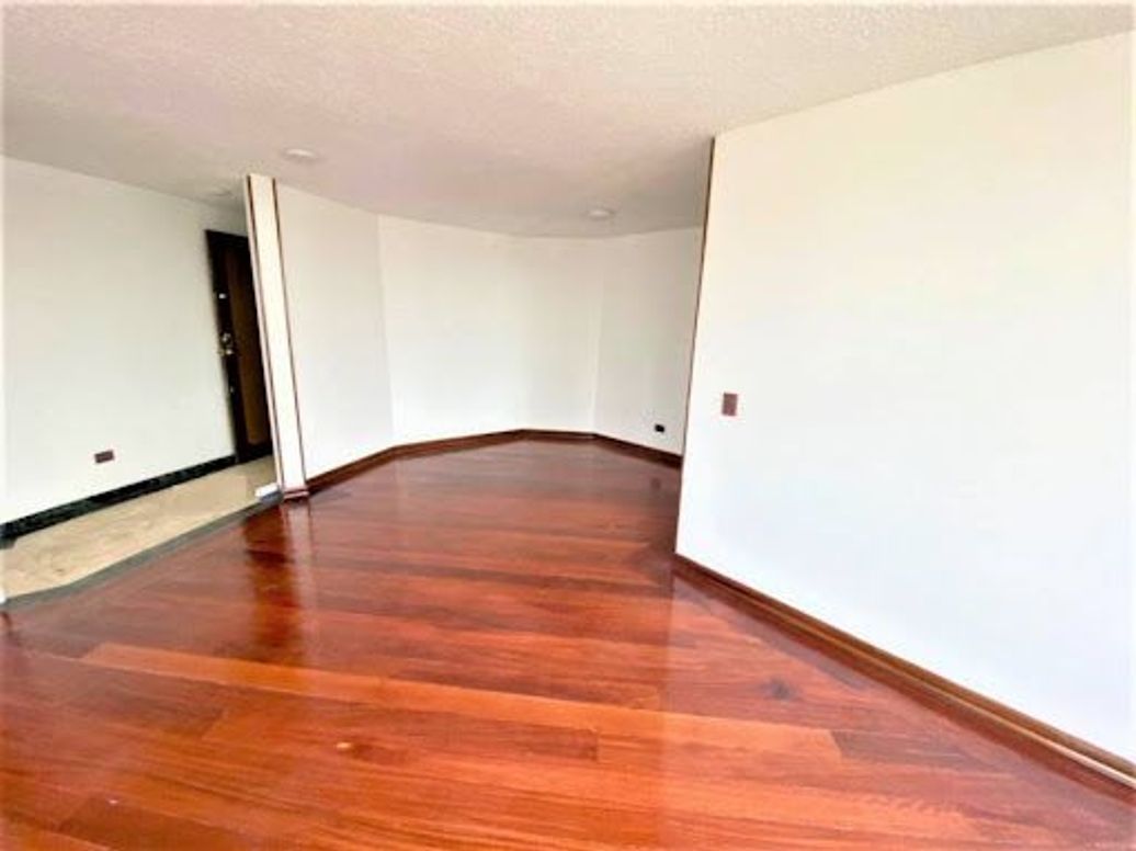 Apartamento de 3 alcobas en venta en La Veracruz, Bogotá, 97 m² · foto 14 de 19