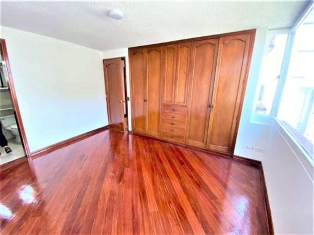 Apartamento de 3 alcobas en venta en La Veracruz, Bogotá, 97 m² · foto 13 de 19