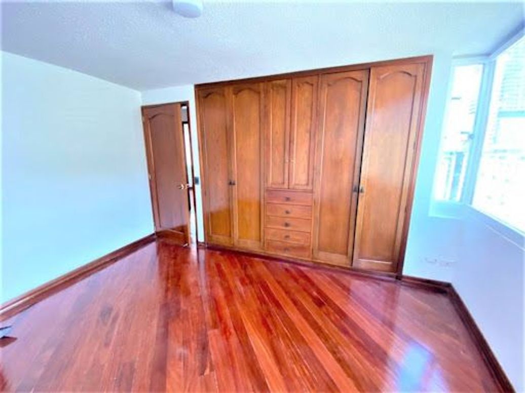 Apartamento de 3 alcobas en venta en La Veracruz, Bogotá, 97 m² · foto 4 de 19