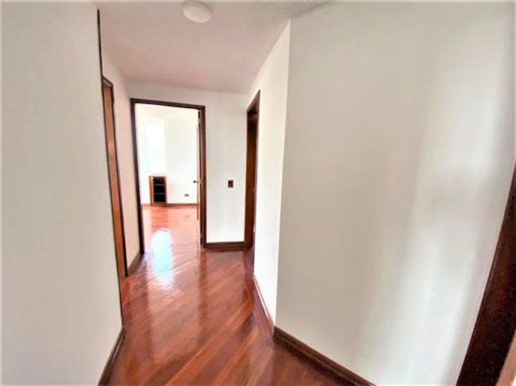 Apartamento de 3 alcobas en venta en La Veracruz, Bogotá, 97 m² · foto 5 de 19