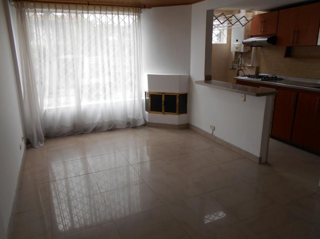 Casa de 3 alcobas en venta en Las Villas, Bogotá, 80 m² · foto 4 de 20