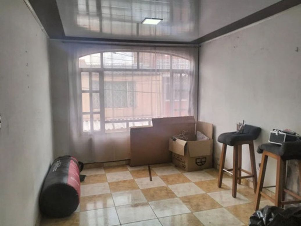 Casa de 5 alcobas en venta en Timiza, Bogotá, 273 m² · foto 7 de 12