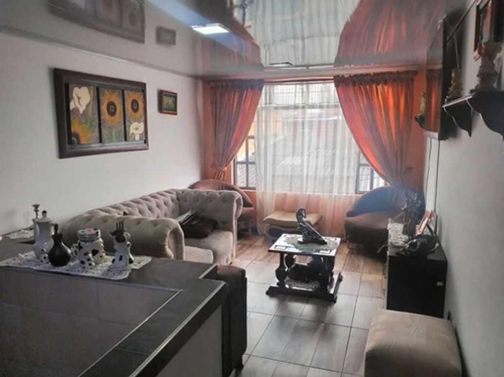 Casa de 5 alcobas en venta en Timiza, Bogotá, 273 m² · foto 5 de 12