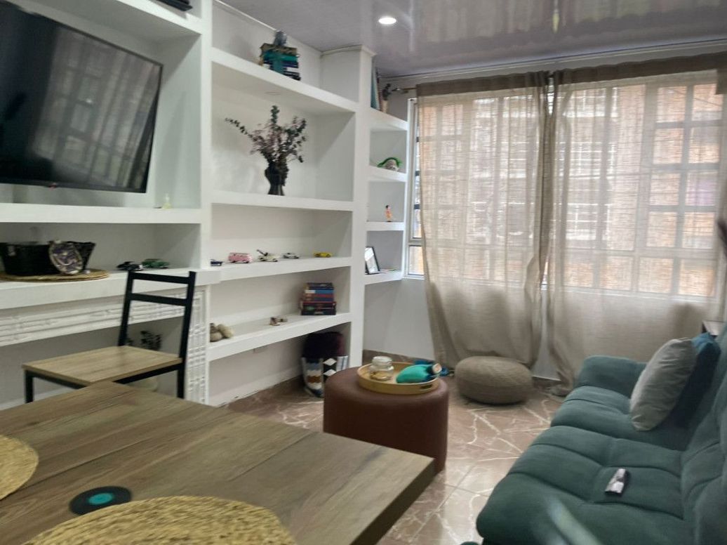Casa de 14 alcobas en venta en San Jorge Sur, Bogotá, 700 m² · foto 4 de 20