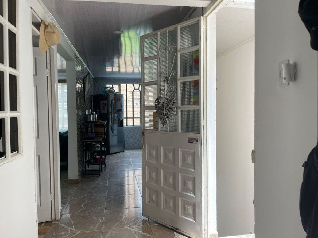 Casa de 14 alcobas en venta en San Jorge Sur, Bogotá, 700 m² · foto 7 de 20