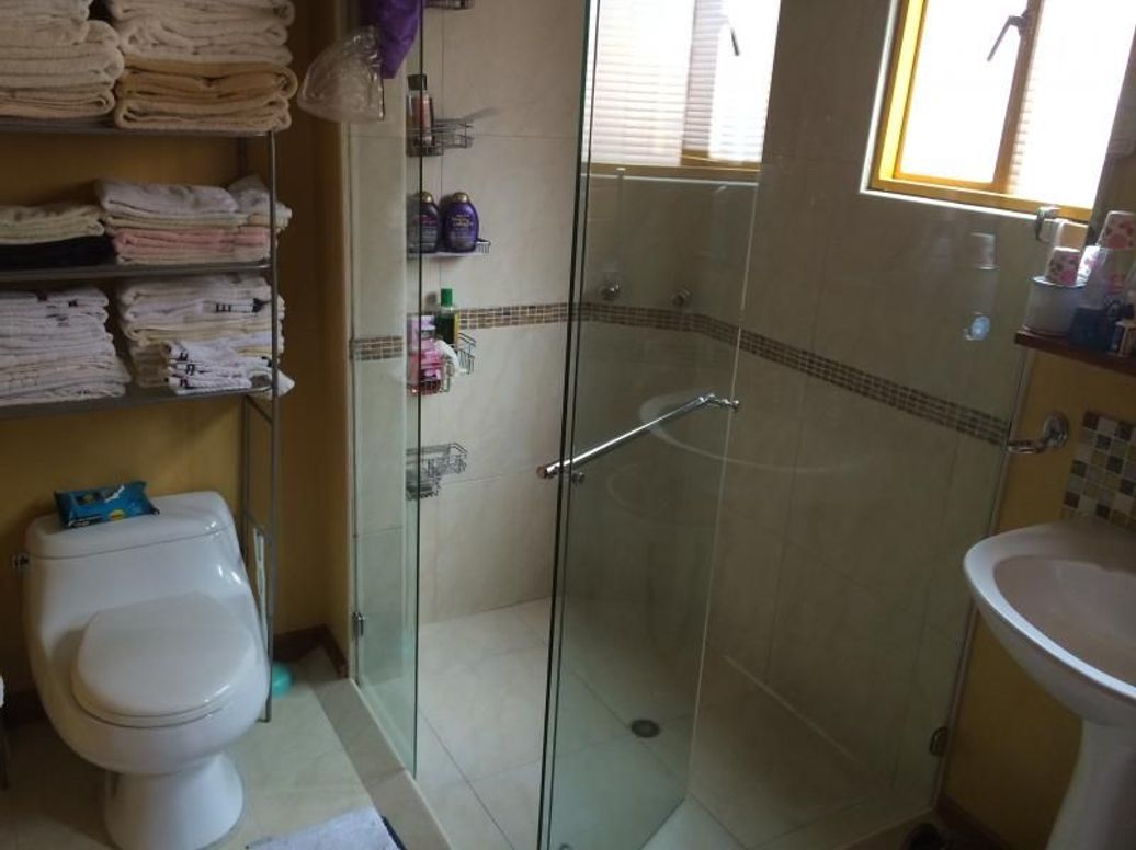 Casa de 4 alcobas en venta en San Patricio, Bogotá, 127 m² · foto 16 de 17
