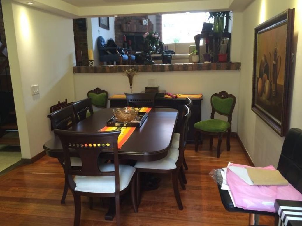 Casa de 4 alcobas en venta en San Patricio, Bogotá, 127 m² · foto 2 de 17