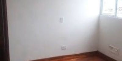 ¡Estrena apartamento en arriendo en Fontibón Recodo! Ubicado en un piso 13 con ascensor, cerca de la Calle 13, Calle 17, Olímpica y D1. Cuenta con 2 habitaciones, 2 baños, sala-comedor, cocina semiintegral, zona de ropas, gas natural y calentador. Zonas comunes en construcción. Administración incluida. ¡Ideal para vivir cómodo y con excelente vista! NO TIENE PARQUEADERO