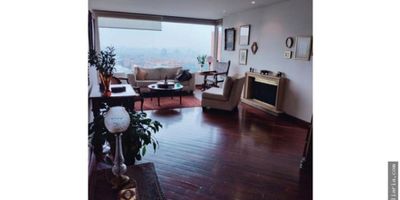 Area 168 mts, vendo apartamento duplex con vista  a bogotá, noveno piso, sala comedor, chimenea, estudio,  tres alcobas, tres baños, cocina, zona de lavanderia, dos garajes, un deposito, salon comunal, trece parqueaderos de visitantes, apts - c- dos 
