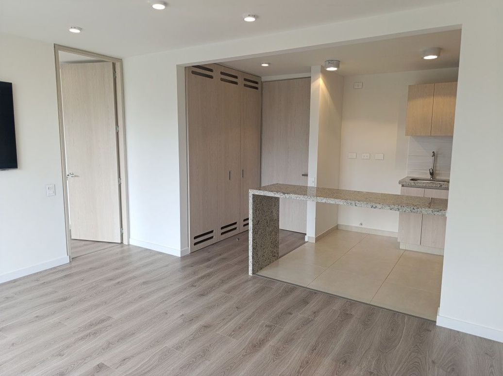 Apartamento de 1 alcoba en venta en Puerta De Teja, Bogotá, 44 m² · foto 2 de 18