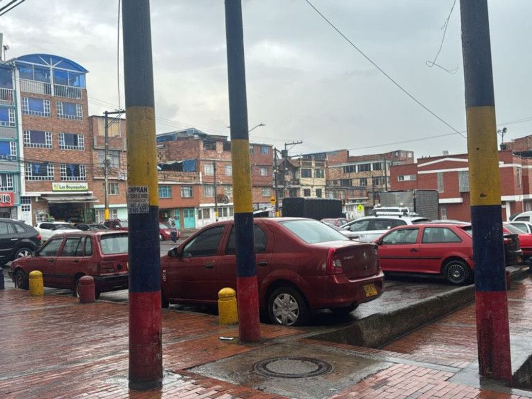Casa de 4 alcobas en venta en I Sector, Bogotá, 98 m² · foto 2 de 20