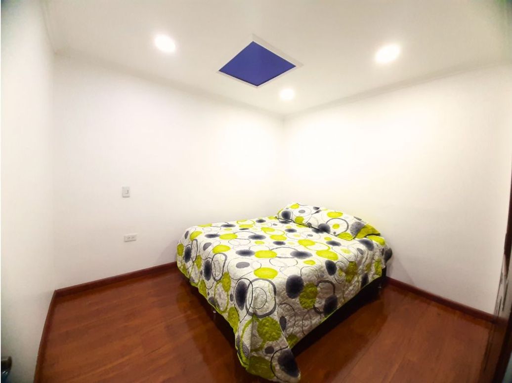 Casa de 4 alcobas en venta en Mandalay Et. Ii, Bogotá, 250 m² · foto 8 de 17