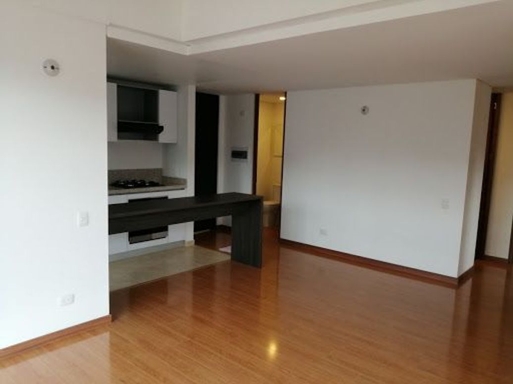 Apartamento de 3 alcobas en venta en Santa Fe, Bogotá, 82 m² · foto 6 de 20