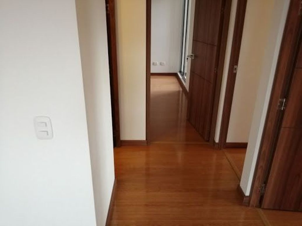 Apartamento de 3 alcobas en venta en Santa Fe, Bogotá, 82 m² · foto 18 de 20