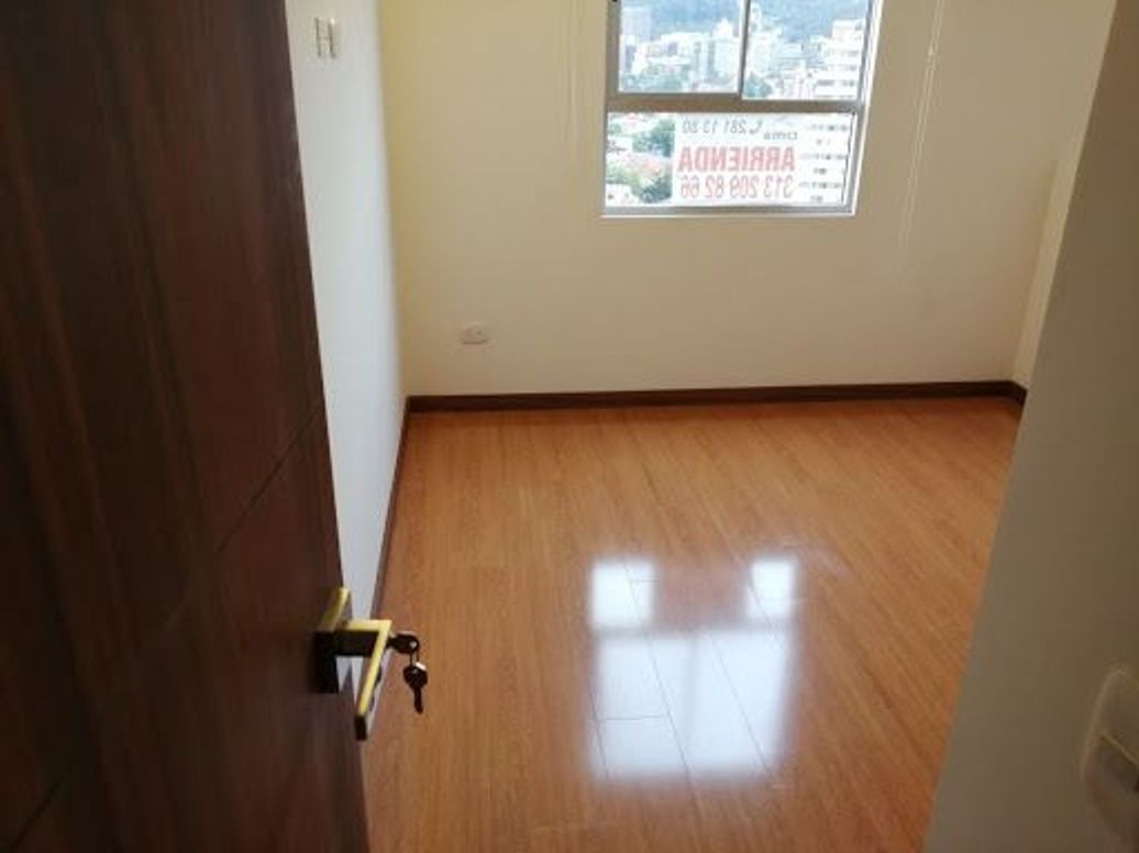 Apartamento de 3 alcobas en venta en Santa Fe, Bogotá, 82 m² · foto 12 de 20