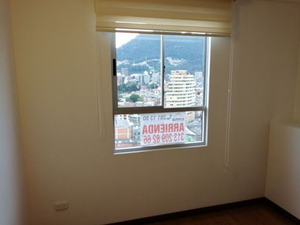 Apartamento de 3 alcobas en venta en Santa Fe, Bogotá, 82 m² · foto 13 de 20
