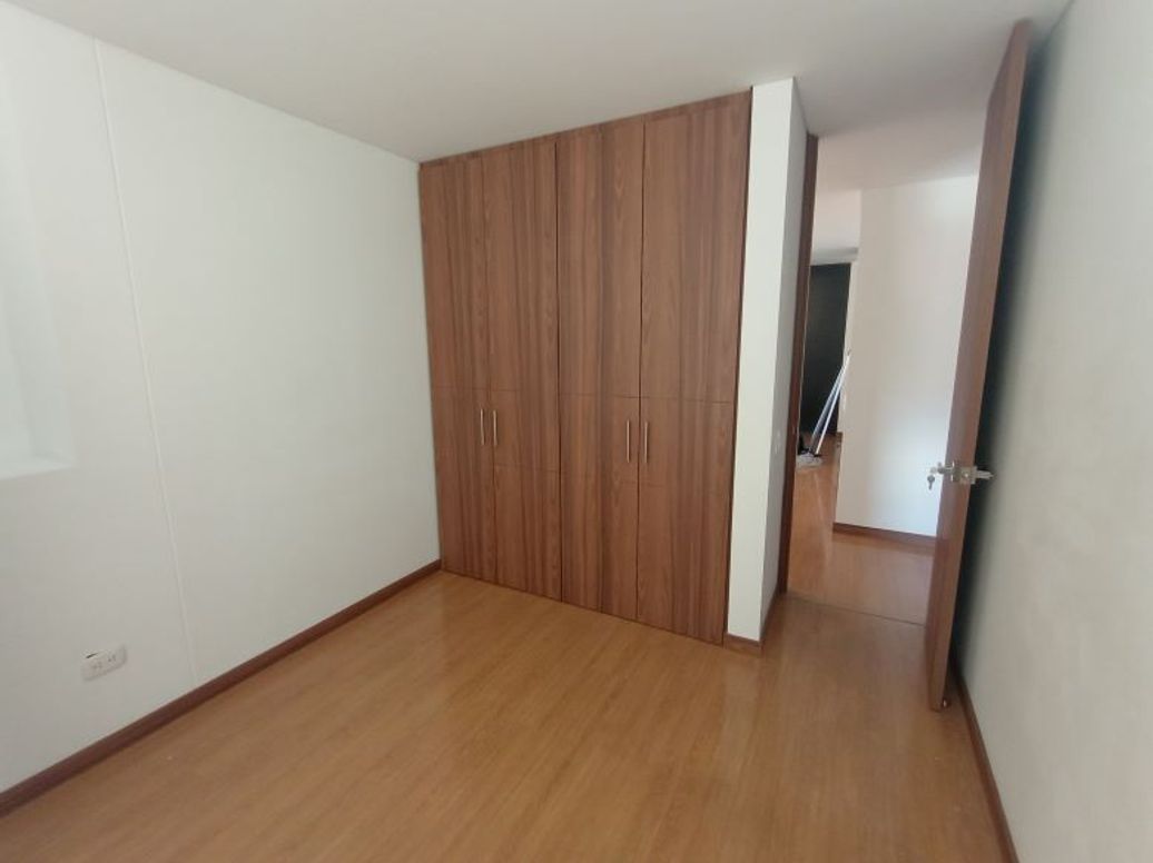 Apartamento de 3 alcobas en venta en Santa Fe, Bogotá, 82 m² · foto 16 de 20