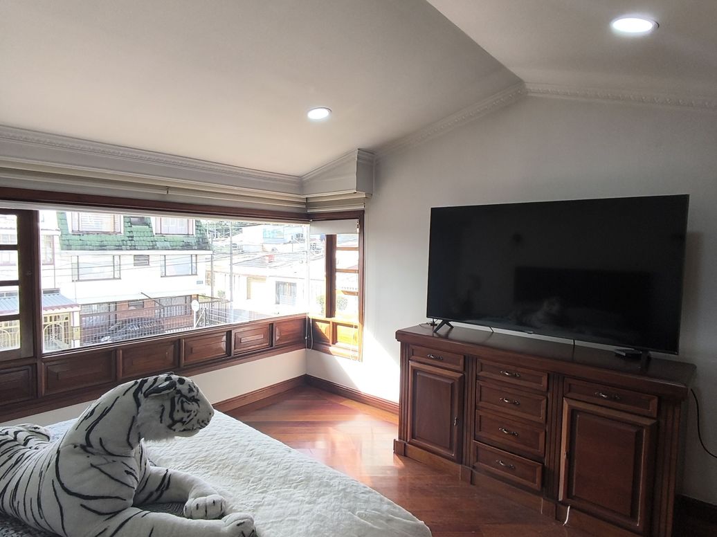 Casa de 5 alcobas en venta en Santa Cecilia, Bogotá, 340 m² · foto 11 de 20