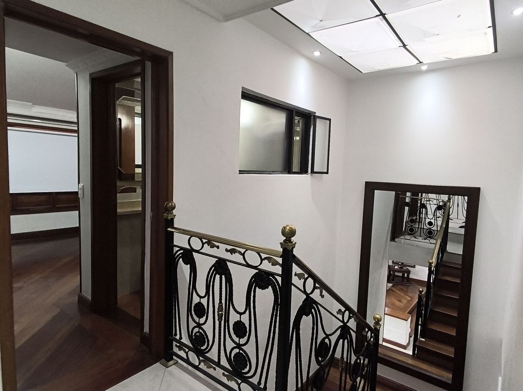 Casa de 5 alcobas en venta en Santa Cecilia, Bogotá, 340 m² · foto 13 de 20