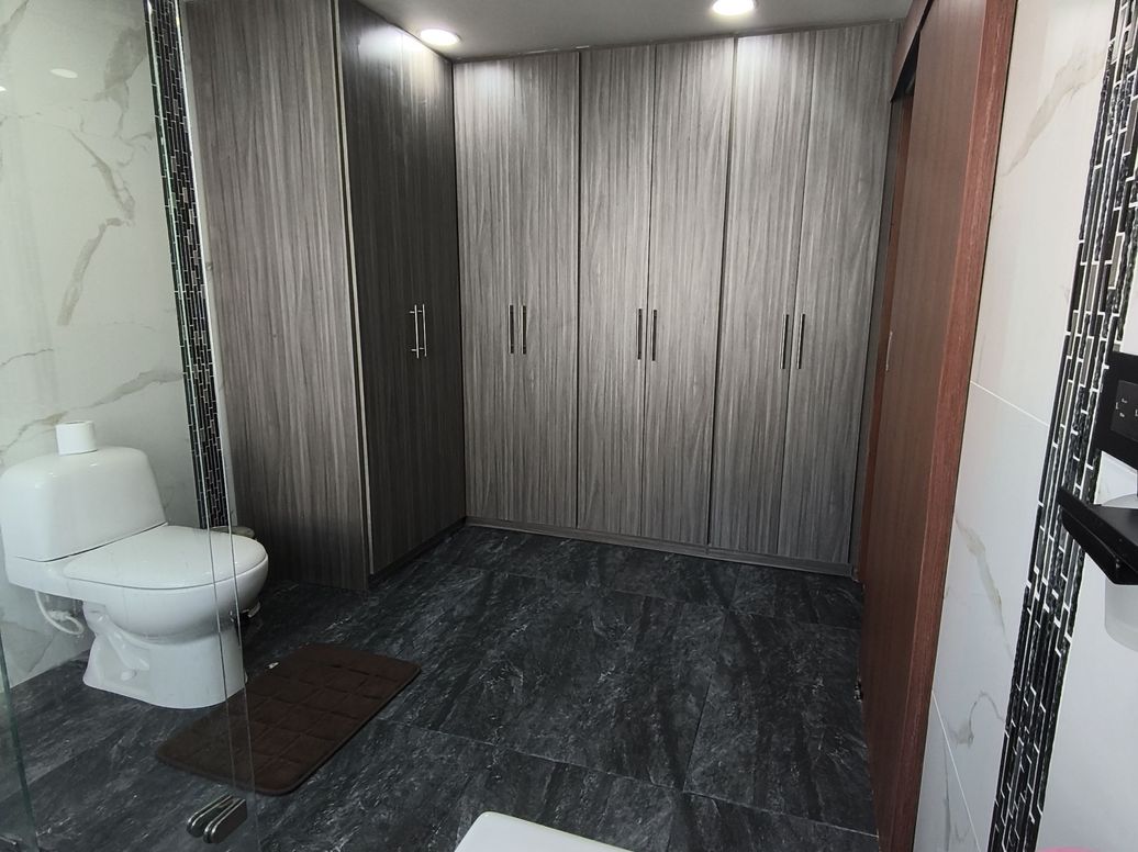 Casa de 5 alcobas en venta en Santa Cecilia, Bogotá, 340 m² · foto 8 de 20