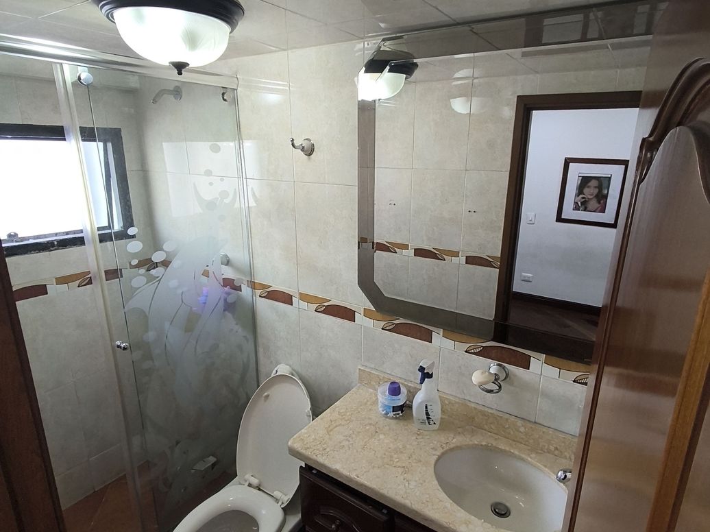 Casa de 5 alcobas en venta en Santa Cecilia, Bogotá, 340 m² · foto 5 de 20