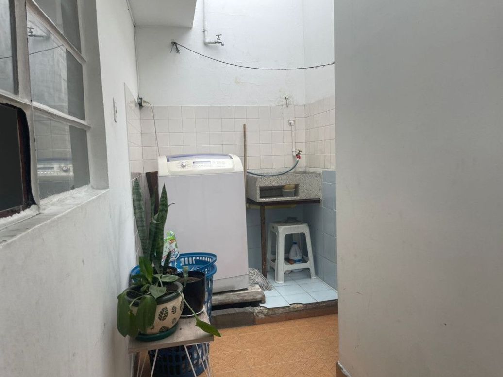 Casa de 11 alcobas en venta en La Acacia, Bogotá, 340 m² · foto 18 de 18