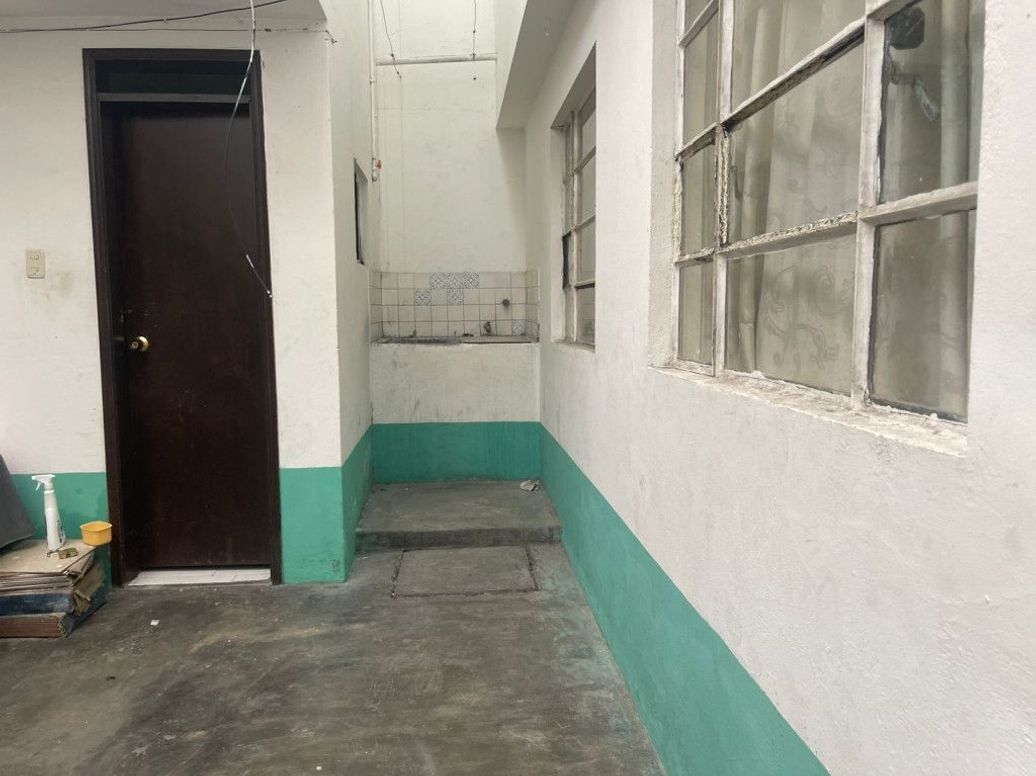 Casa de 11 alcobas en venta en La Acacia, Bogotá, 340 m² · foto 7 de 18