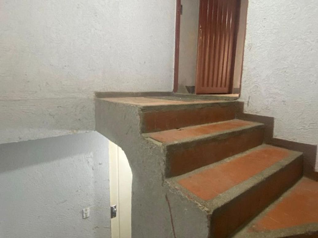 Casa de 6 alcobas en venta en Carvajal, Bogotá, 410 m² · foto 5 de 7