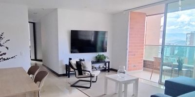 Descubre la elegancia y comodidad en este apartamento exclusivo en venta en Zúñiga, Envigado.
Con 88 m², ofrece 2 habitaciones, 3 baños, cocina integral y espacios amplios y funcionales para tu familia.
Incluye 2 parqueaderos privados y cuarto útil, además de unidad cerrada con piscina y excelentes zonas comunes.
Ubicado en una zona privilegiada, con vistas impresionantes y acceso a servicios de primera.
Precio de venta: $900,000,000
Un hogar ideal para quienes buscan confort, exclusividad y calidad de vida.
¡Agenda tu visita y hazlo tuyo hoy mismo!
¡City Raíz busca su tranquilidad! – Código: 19771
Contáctanos por WhatsApp al 310 840 1461 o llámanos al 604 411 7372
www.cityraiz.com