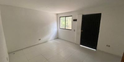 Arrendamos este apartaestudio ubicado en belen aguas frias con un area de 30 mts2, cuenta con sala comedor, 1 alcoba, 1 closet, cocina integral, 1 baño, zona de ropas, piso en ceramica. incluida el agua.
https://www.inmobiliariatrianon.com/inmueble/4600