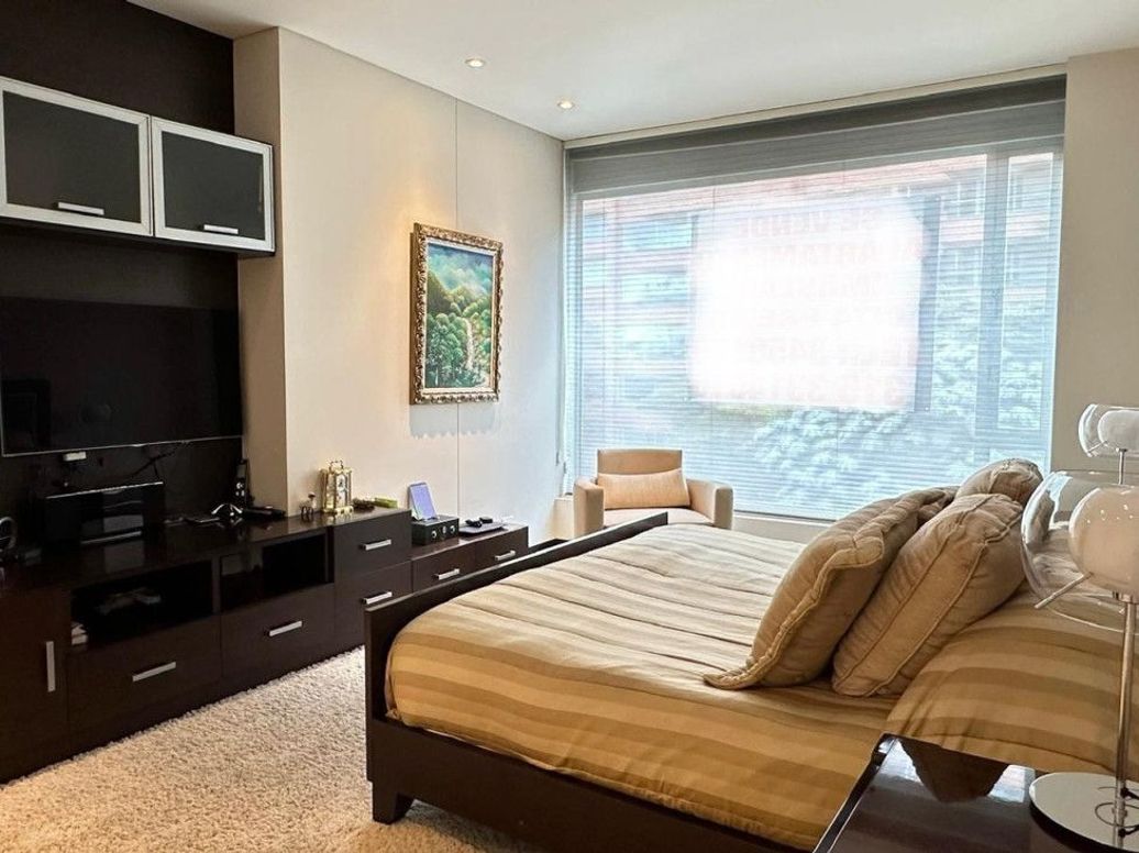 Apartamento de 3 alcobas en venta en El Pañuelito, Bogotá, 300 m² · foto 8 de 20