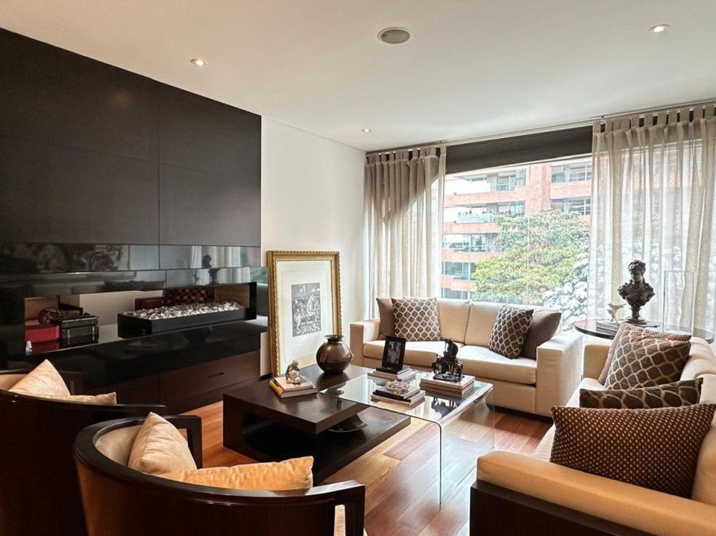 Apartamento de 3 alcobas en venta en El Pañuelito, Bogotá, 300 m² · foto 17 de 20