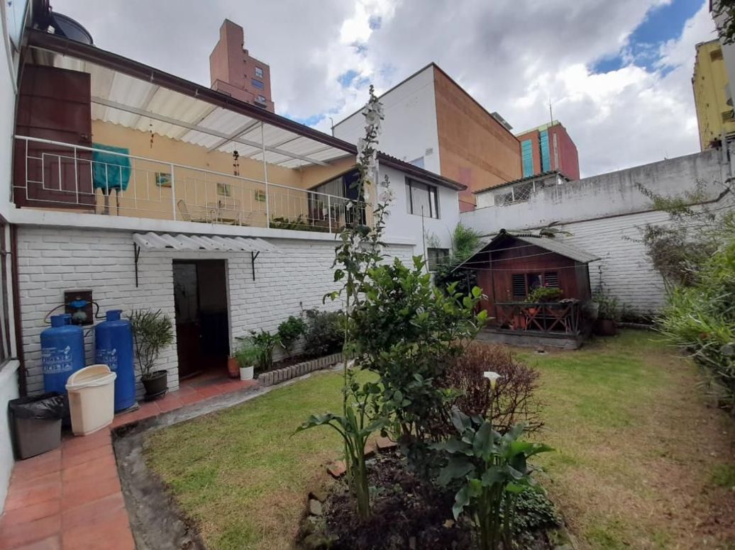 Casa de 5 alcobas en venta en Santa Barbara Oriental, Bogotá, 268 m² · foto 19 de 20