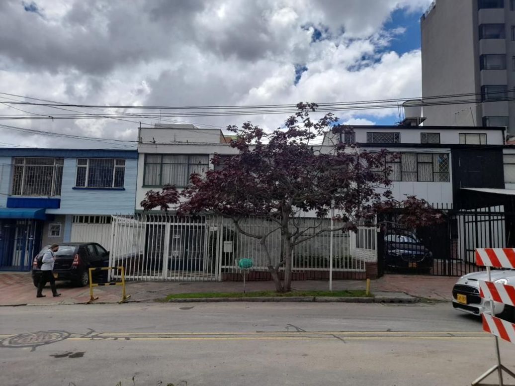 Casa de 5 alcobas en venta en Santa Barbara Oriental, Bogotá, 268 m² · foto 20 de 20