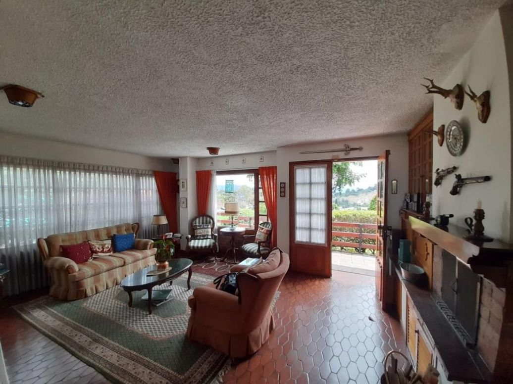 Casa de 3 alcobas en venta en Suba Naranjos, Bogotá, 252 m² · foto 3 de 20