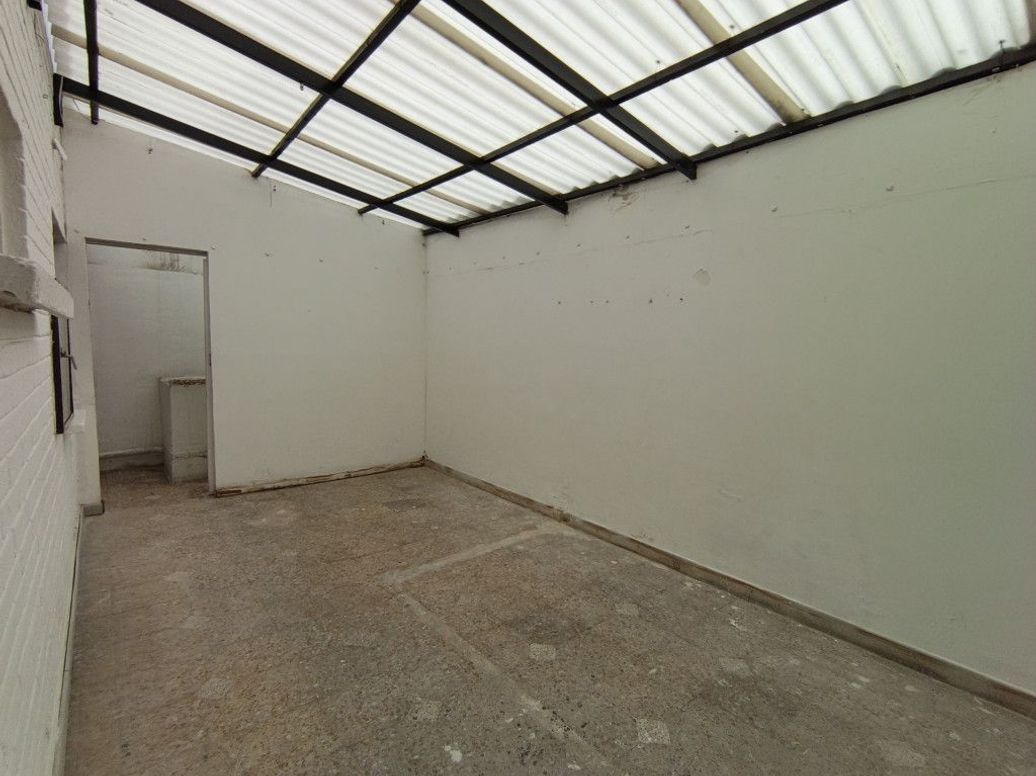 Casa de 6 alcobas en venta en San José Del Prado, Bogotá, 230 m² · foto 12 de 20