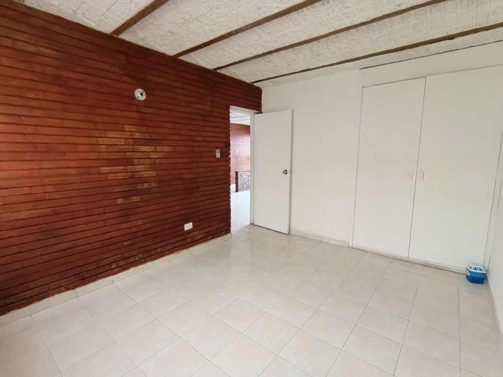 Casa de 6 alcobas en venta en San José Del Prado, Bogotá, 230 m² · foto 7 de 20